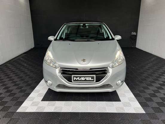 PEUGEOT-208-1.6 GRIFFE 16V FLEX 4P AUTOMÁTICO PEUGEOT-208-2016