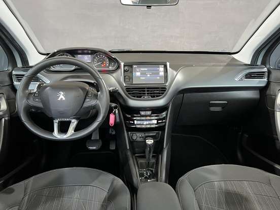 PEUGEOT-208-2016