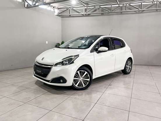 PEUGEOT-208-2017