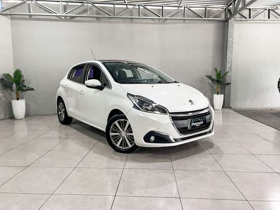 PEUGEOT-208-2017