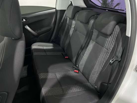 PEUGEOT-208-1.6 GRIFFE 16V FLEX 4P AUTOMÁTICO PEUGEOT-208-2017
