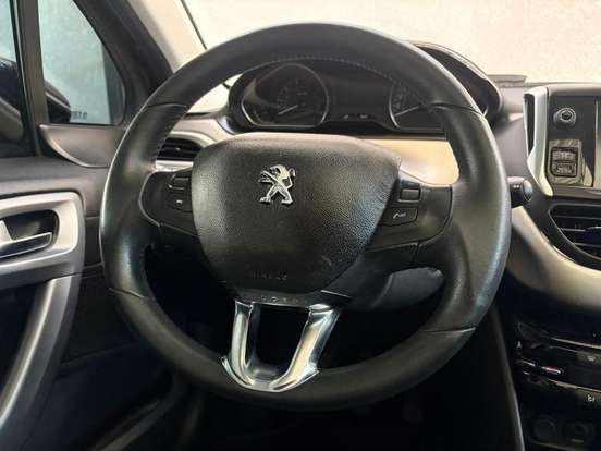 PEUGEOT-208-1.6 GRIFFE 16V FLEX 4P MANUAL PEUGEOT-208-2013