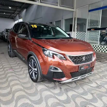 PEUGEOT-3008-2018