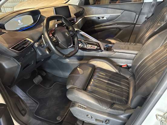 PEUGEOT-3008-1.6 GRIFFE PACK THP 16V GASOLINA 4P AUTOMÁTICO PEUGEOT-3008-2018