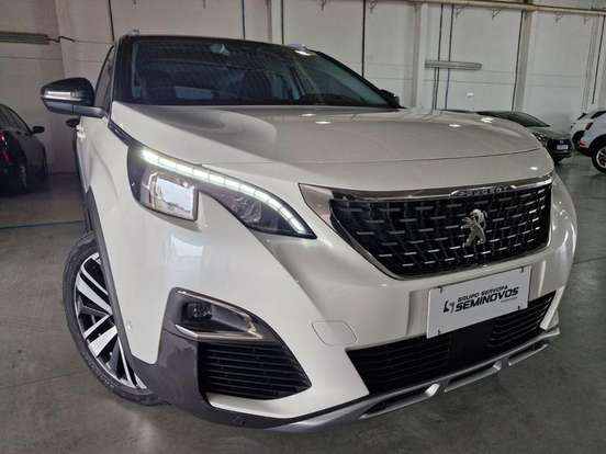 PEUGEOT-3008-2018