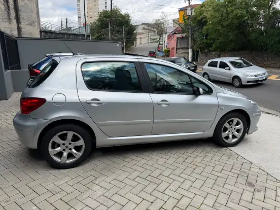 PEUGEOT-307-1.6 PRESENCE PACK 16V FLEX 4P MANUAL PEUGEOT-307-2010