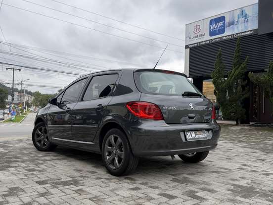 PEUGEOT-307-1.6 PRESENCE 16V FLEX 4P MANUAL PEUGEOT-307-2009