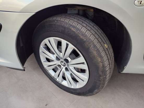 PEUGEOT-307-1.6 PRESENCE SEDAN 16V FLEX 4P MANUAL PEUGEOT-307-2008