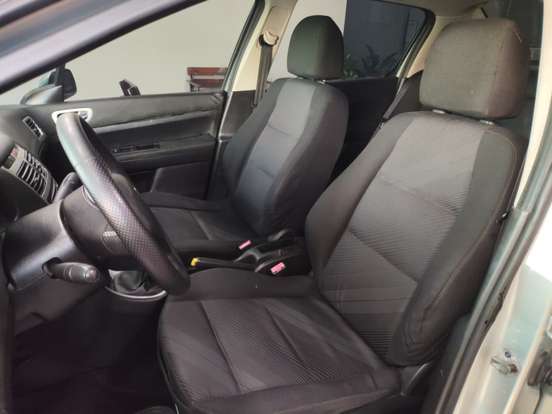 PEUGEOT-307-2008