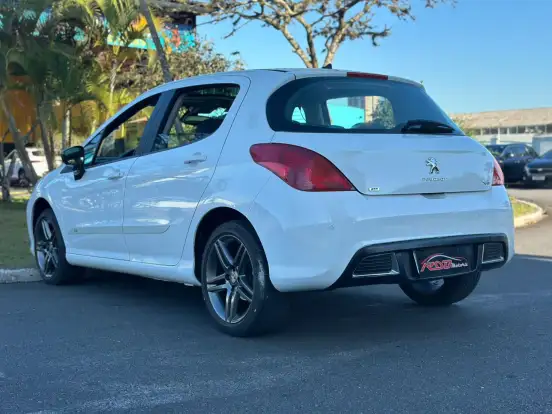 PEUGEOT-308-2013