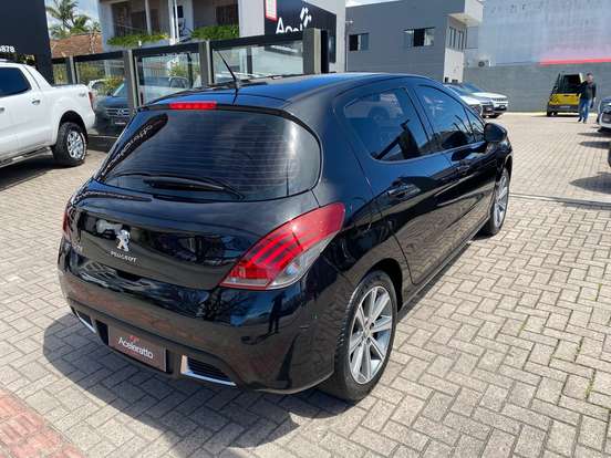 PEUGEOT-308-2018