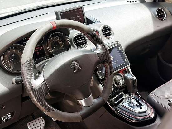 PEUGEOT-308-2016