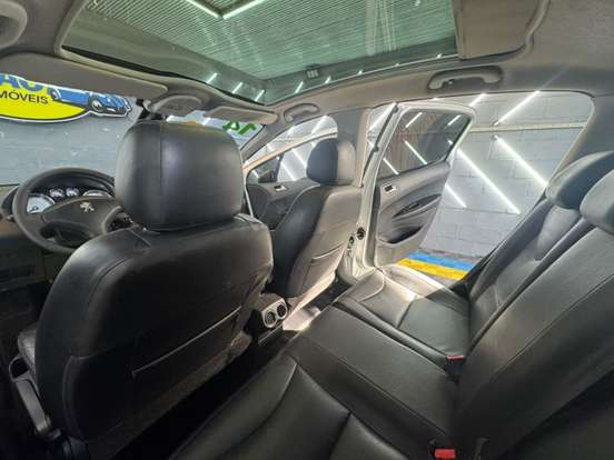 PEUGEOT-308-2013