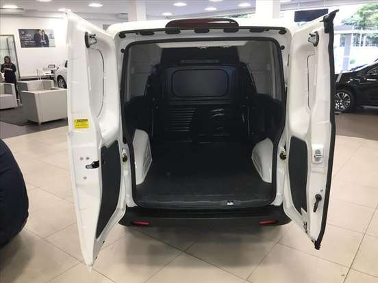 PEUGEOT-PARTNER RAPID-1.3 FIREFLY FLEX BUSINESS PACK MANUAL PEUGEOT-PARTNER RAPID-2026