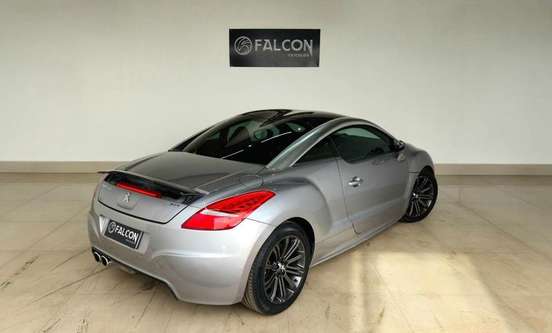 PEUGEOT-RCZ-2012