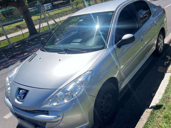 PEUGEOT-207-1.4 XR PASSION 8V FLEX 4P MANUAL PEUGEOT-207-2011