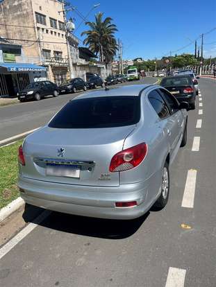 PEUGEOT-207-2011