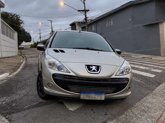 PEUGEOT-207-2010