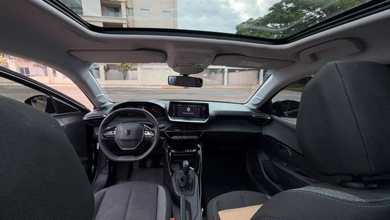 PEUGEOT-208-2025