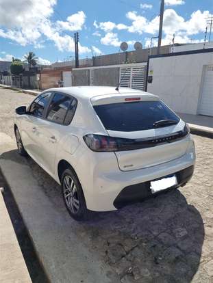 PEUGEOT-208-2022