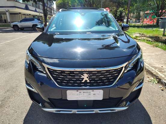 PEUGEOT-3008-2018