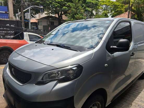 PEUGEOT-EXPERT-2023