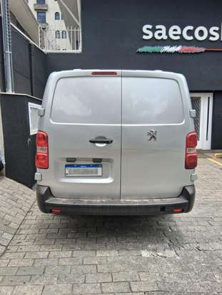 PEUGEOT-EXPERT-2023