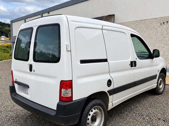PEUGEOT-PARTNER-1.6 FURGÃO 800KG 16V FLEX 3P MANUAL PEUGEOT-PARTNER-2021