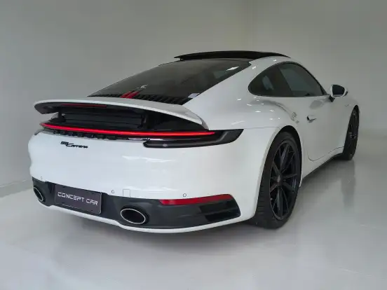 PORSCHE-911-2024