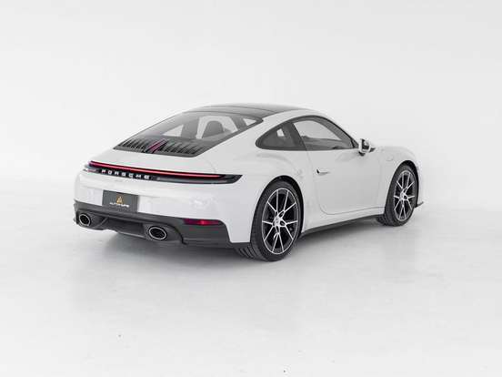 PORSCHE-911-2025