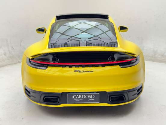 PORSCHE-911-2020