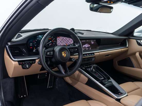 PORSCHE-911-2021