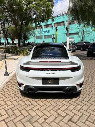 PORSCHE-911-2022