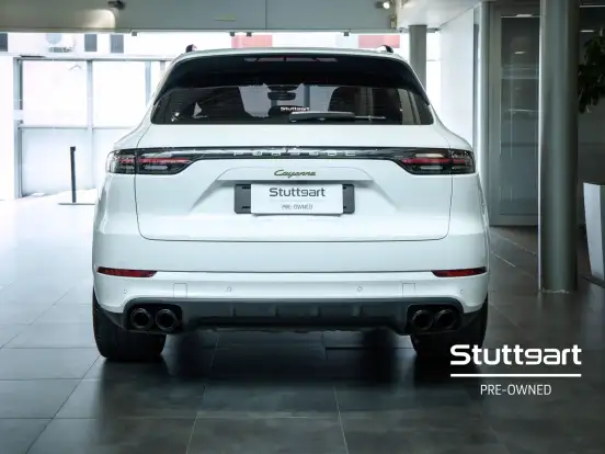 PORSCHE-CAYENNE-2023