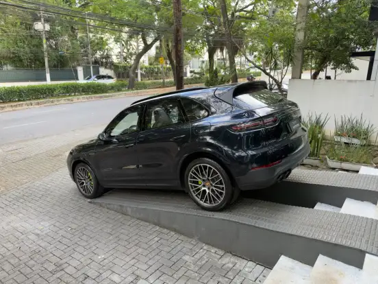 PORSCHE-CAYENNE-3.0 V6 E-HYBRID PLATINUM EDITION AWD TIPTRONIC S PORSCHE-CAYENNE-2023