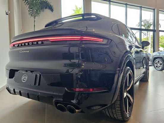 PORSCHE-CAYENNE-2024