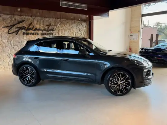 PORSCHE-MACAN-2025