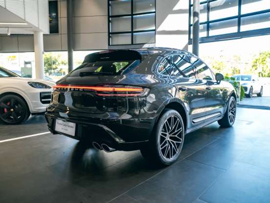 PORSCHE-MACAN-2.0 TURBO GASOLINA PDK PORSCHE-MACAN-2025