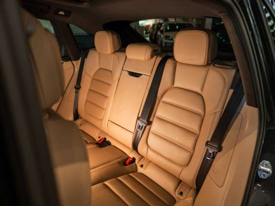 PORSCHE-MACAN-2.0 TURBO GASOLINA PDK PORSCHE-MACAN-2024