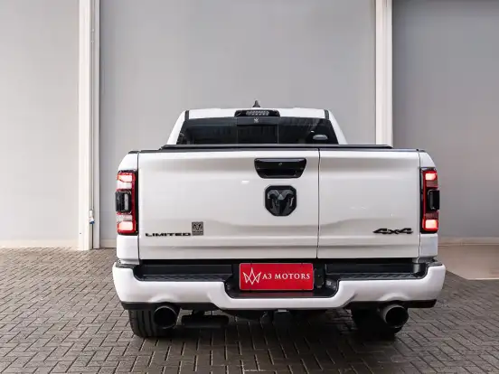 RAM-1500-5.7 V8 GASOLINA LIMITED NIGHT EDITION CD 4X4 AUTOMÁTICO RAM-1500-2023