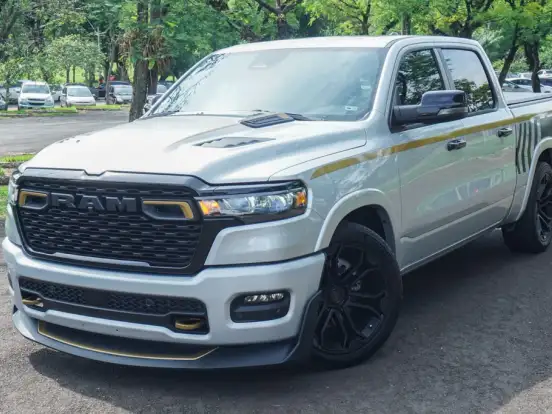 RAM-1500-5.7 V8 SUPERCHARGED GASOLINA DC650 CD 4X4 AUTOMÁTICO RAM-1500-2026