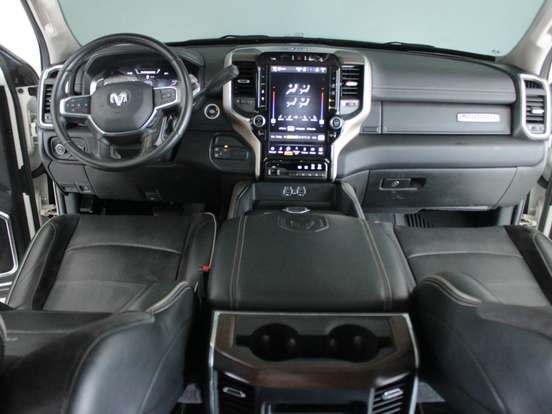 RAM-2500-6.7 I6 TURBO DIESEL LARAMIE CD 4X4 AUTOMÁTICO RAM-2500-2024