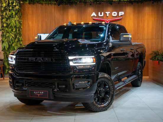 RAM-3500-6.7 I6 TURBO DIESEL LARAMIE NIGHT EDITION CD 4X4 AUTOMÁTICO RAM-3500-2024