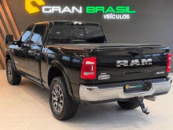 RAM-3500-6.7 I6 TURBO DIESEL LIMITED LONGHORN CD 4X4 AUTOMÁTICO RAM-3500-2023