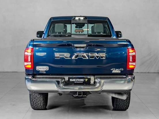 RAM-3500-6.7 I6 TURBO DIESEL LIMITED LONGHORN CD 4X4 AUTOMÁTICO RAM-3500-2022