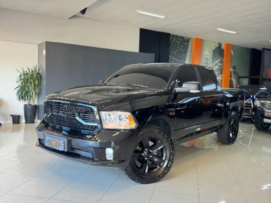 RAM-CLASSIC-5.7 V8 GASOLINA LARAMIE NIGHT EDITION CD 4X4 AUTOMÁTICO RAM-CLASSIC-2022