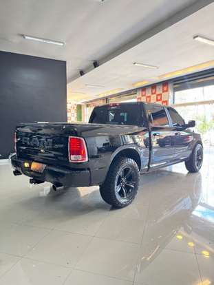 RAM-CLASSIC-5.7 V8 GASOLINA LARAMIE NIGHT EDITION CD 4X4 AUTOMÁTICO RAM-CLASSIC-2022