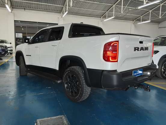 RAM-RAMPAGE-2.0 HURRICANE 4 TURBO GASOLINA LARAMIE 4X4 AUTOMÁTICO RAM-RAMPAGE-2024
