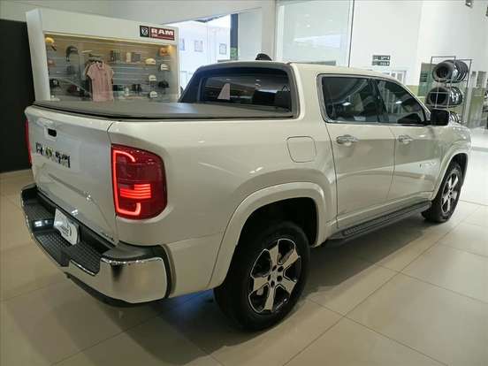 RAM-RAMPAGE-2.0 TURBO DIESEL LARAMIE 4X4 AUTOMÁTICO RAM-RAMPAGE-2023