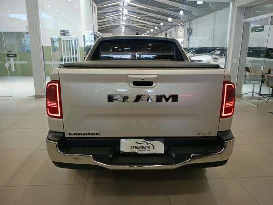 RAM-RAMPAGE-2.0 TURBO DIESEL LARAMIE 4X4 AUTOMÁTICO RAM-RAMPAGE-2023